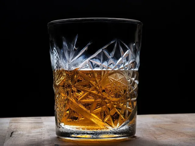 Codzienne spożywanie piwa lub wina: czy to już alkoholizm?