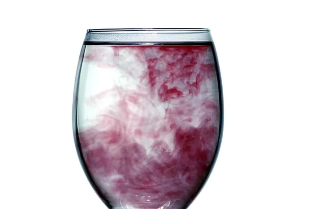 Alkoholizm – Jak i kiedy się zaczyna?