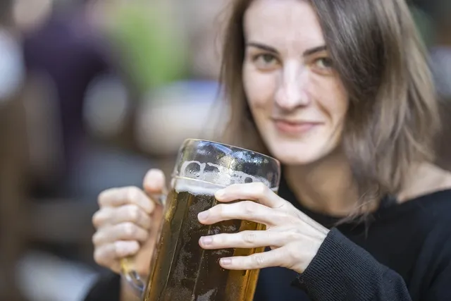 Seksoholizm wśród młodzieży – przyczyny, przebieg, konsekwencje, leczenie